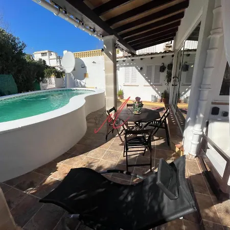 Nevada Next To The Beach, Private Pool Holiday home *